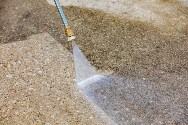 Best Pool Deck Cleaning  in Canfield, OH